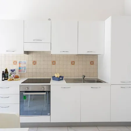 Holiday home Trilocale Corso Italia 25 Piano Terra Con Spazio Esterno